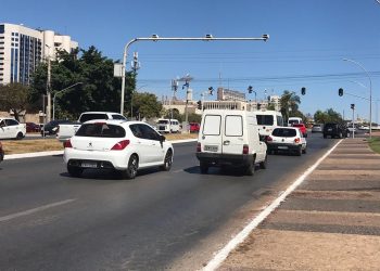 Contrato do Detran vence e pardais param de funcionar no DF