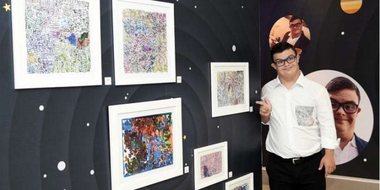 Augusto Corrêa dá vida a um universo de cores e formas