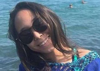 Adolescente morre enquanto dormia após celular explodir no travesseiro