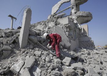 Mais de 100 mortos em ataque aéreo saudita no Iêmen