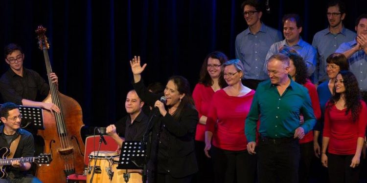 Embaixada do Brasil em Berlim boicota coral que canta Chico Buarque