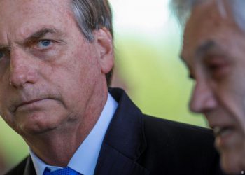 Bolsonaro agradece a Merkel por ajuda na Amazônia