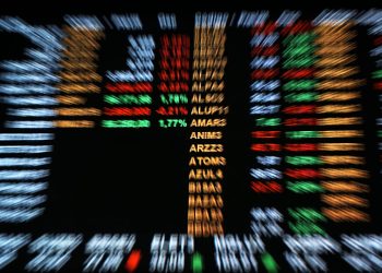 Crescimento do setor de serviços em julho indica melhora da economia no segundo semestre