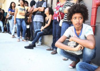 Quase 9 em 10 jovens empregados no último ano estão informais