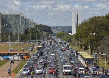 Novas regras para a CNH acabam com a exigência do uso de simuladores