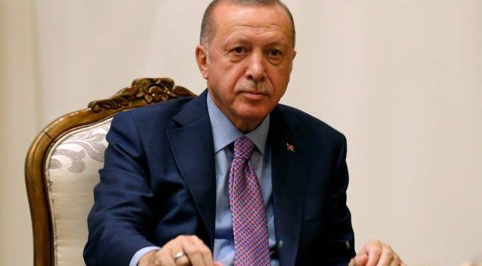 Erdogan cobra apoio da UE sobre a “zona livre” para refugiados na Síria