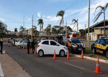 Em 2 horas, Detran e PM flagram 41 condutores alcoolizados em Taguatinga