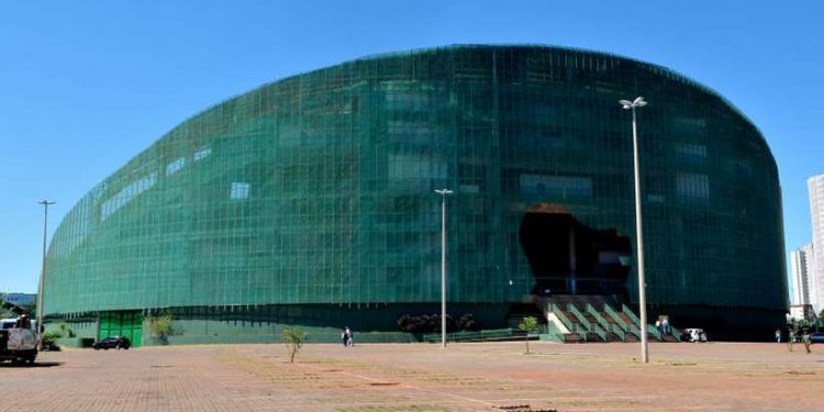 GDF abre credenciamento de ambulantes para jogos da Copa do Mundo Sub-17