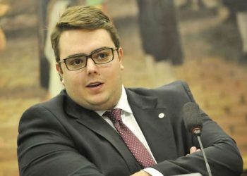 Temas polêmicos recheiam a pauta do Congresso nesta semana