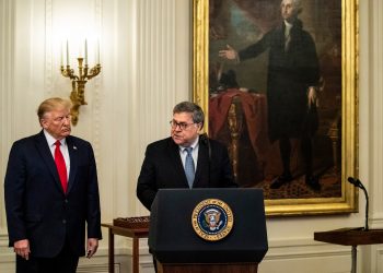 Trump pressionou o líder australiano para ajudar Barr a investigar como origens do inquérito de Mueller