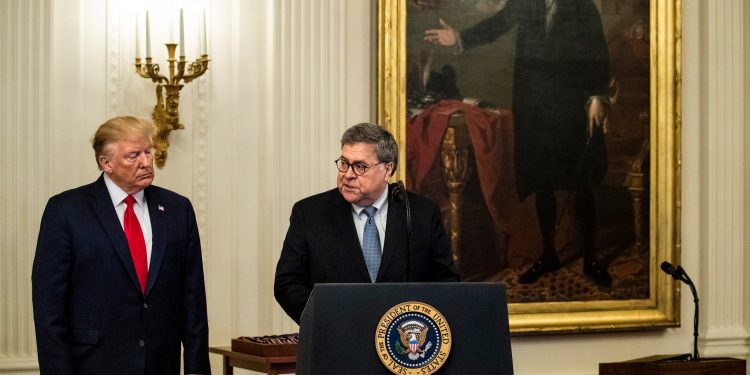 Trump pressionou o líder australiano para ajudar Barr a investigar como origens do inquérito de Mueller