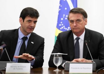 Denúncias contra PSL tumultuam agenda de reformas