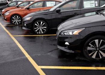 Partidos gastam quase R$ 1 milhão para comprar carros