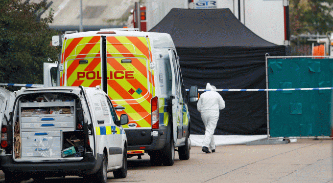 China exige punição severa após 39 mortos em caminhão na Inglaterra