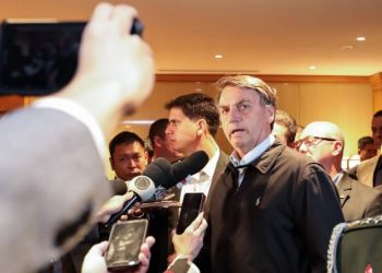 “Nem o Lula conseguiu”, diz Bolsonaro sobre aumentar exportação de cachaça