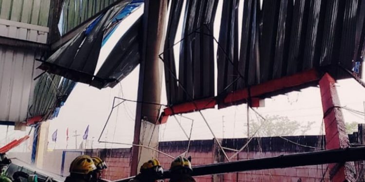 DF: Defesa Civil ajuda moradores e avalia área atingida por chuva