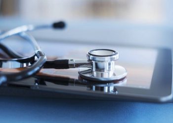 Algoritmo de saúde deu preferência a pacientes brancos, diz pesquisa