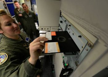 Depois de quase meio século, exército americano parou de usar disquetes