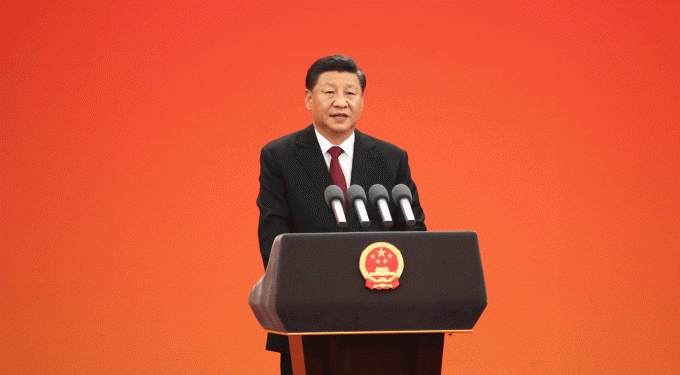 Quem tentar atividades separatistas acabará esmagado, ameaça Xi Jinping