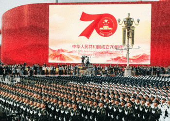 Em desfile, China exibe novas armas de superpotência global; veja fotos