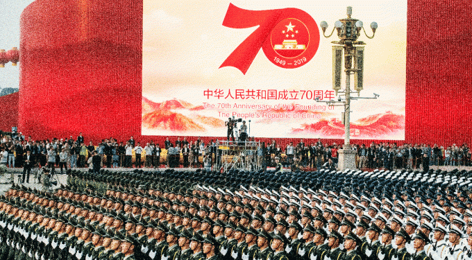 Em desfile, China exibe novas armas de superpotência global; veja fotos