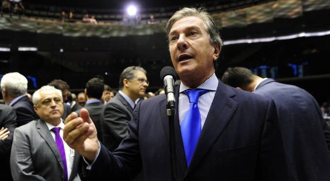 Operação da PF mira Collor por esquema de lavagem de R$ 6 mi em leilões