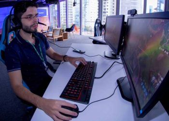 Facebook rivaliza com YouTube e Twitch com foco em novatos e diversidade