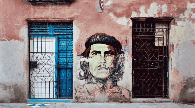 Cuba, necessitada de aliados, recebe primeiro-ministro da Rússia