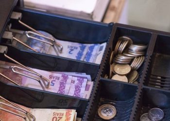 Monitor do PIB da FGV aponta alta de 0,9% em agosto