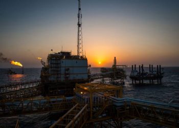 Congresso libera R$40,5 bi para garantir leilão e dividir bônus do pré-sal