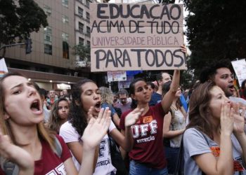 Verba de R$ 7,9 bi para universidades em 2020 depende de aval do Congresso