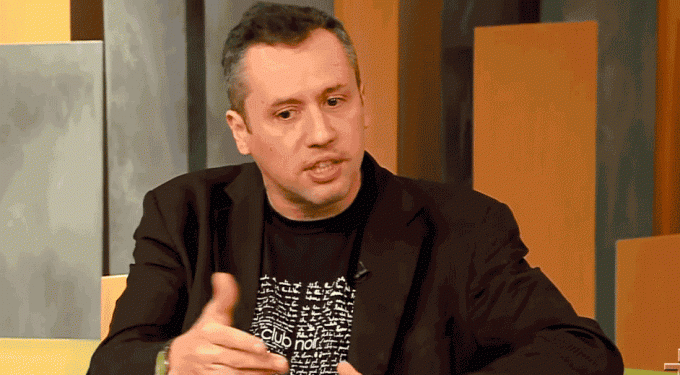 Demissão de subordinados a crítico de Fernanda Montenegro é revogada