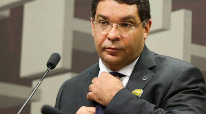Mansueto diz que só a Previdência não é suficiente para aliviar orçamento