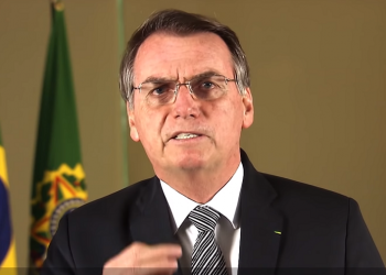 Bolsonaro vê chance ‘cada vez menor’ de achar culpado por óleo no Nordeste