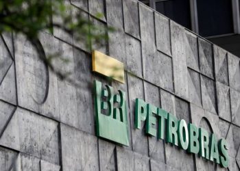 Petrobras vai retirar ações da bolsa argentina em 11 de novembro