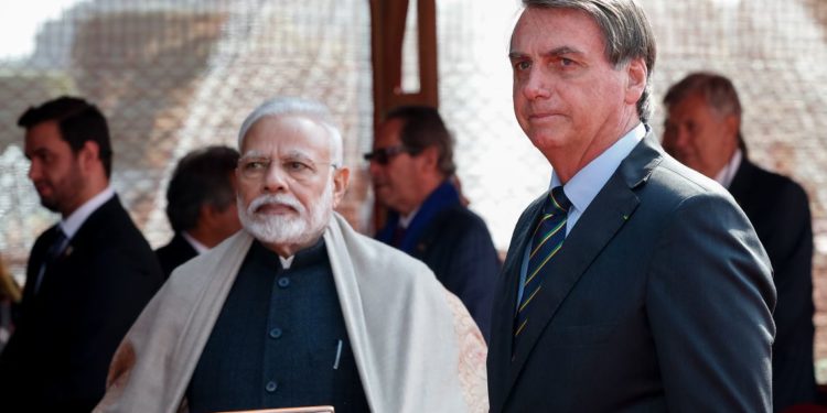 Brasil e Índia assinam acordos em tecnologia, energia e segurança