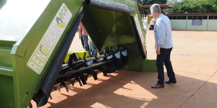 Resíduos da Ceasa vão virar adubo para agricultura familiar