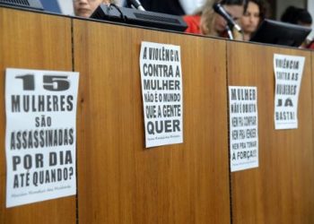 Sancionada lei sobre dados das condições da mulher mineira