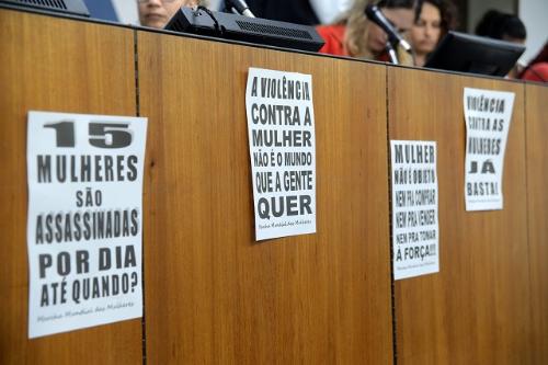 Sancionada lei sobre dados das condições da mulher mineira