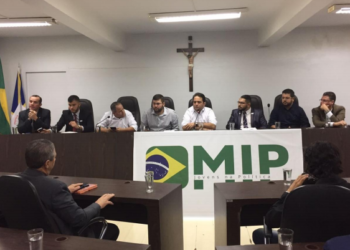 Jovens no mundo político