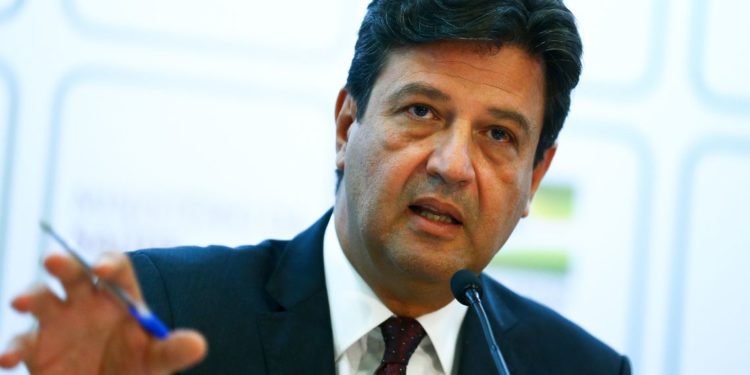 Brasil tem três casos suspeitos de coronavírus, diz ministro