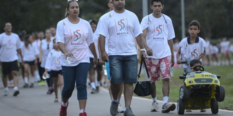 Dia Mundial de Combate ao Câncer: médicos recomendam atividade física