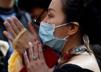 China registra mais de 1.000 mortes pelo novo coronavírus