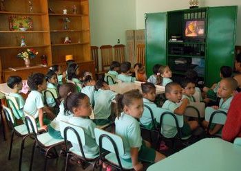 Matrículas em creches públicas cresceram 4,4% em 2019, diz MEC