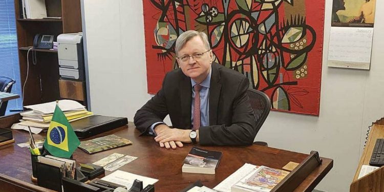 Comissão do Senado aprova indicado à Embaixada do Brasil nos EUA