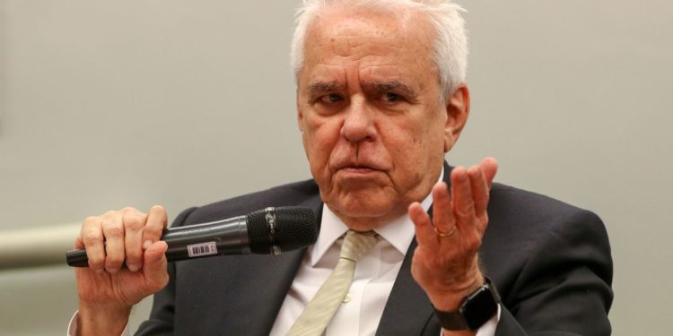 Petrobras: coronavírus afeta preço de produtos e não vendas da estatal