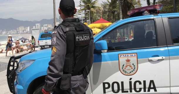 MP faz operação contra milícia que vendia lotes irregulares no Rio