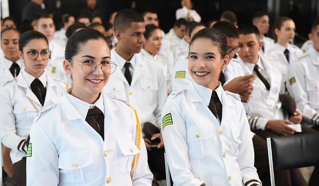 Confira a lista das escolas que adotarão o modelo cívico-militar