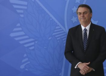 A empresários, Bolsonaro diz que Congresso limita sua margem de ação