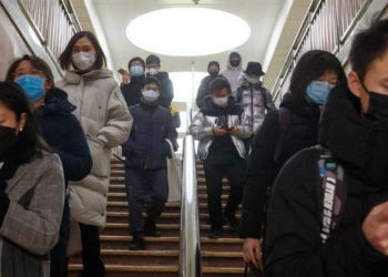 Casos importados na China superam infecções locais pelo 5° dia